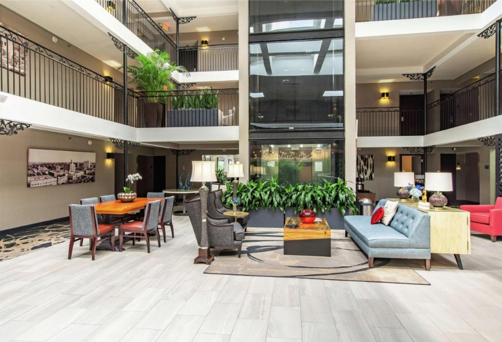 The Burgundy Hotel, Tapestry Collection by Hilton Image 32