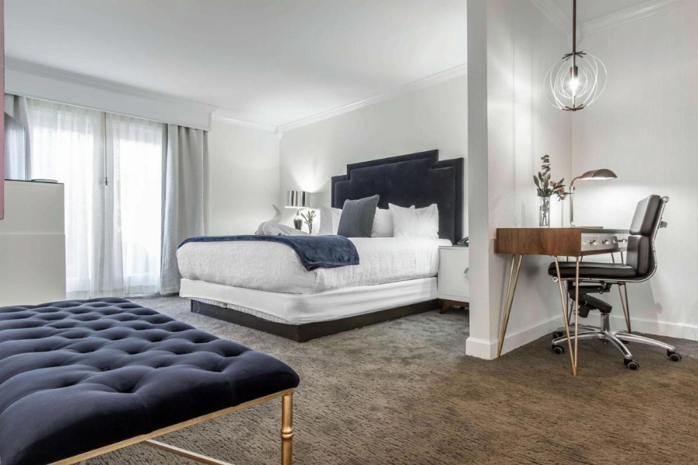 The Burgundy Hotel, Tapestry Collection by Hilton Image 43